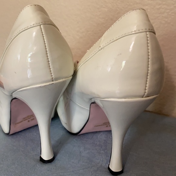 ELLIE platform heels - pinup, retro light off white or cream w/sweet button - Picture 4 of 7